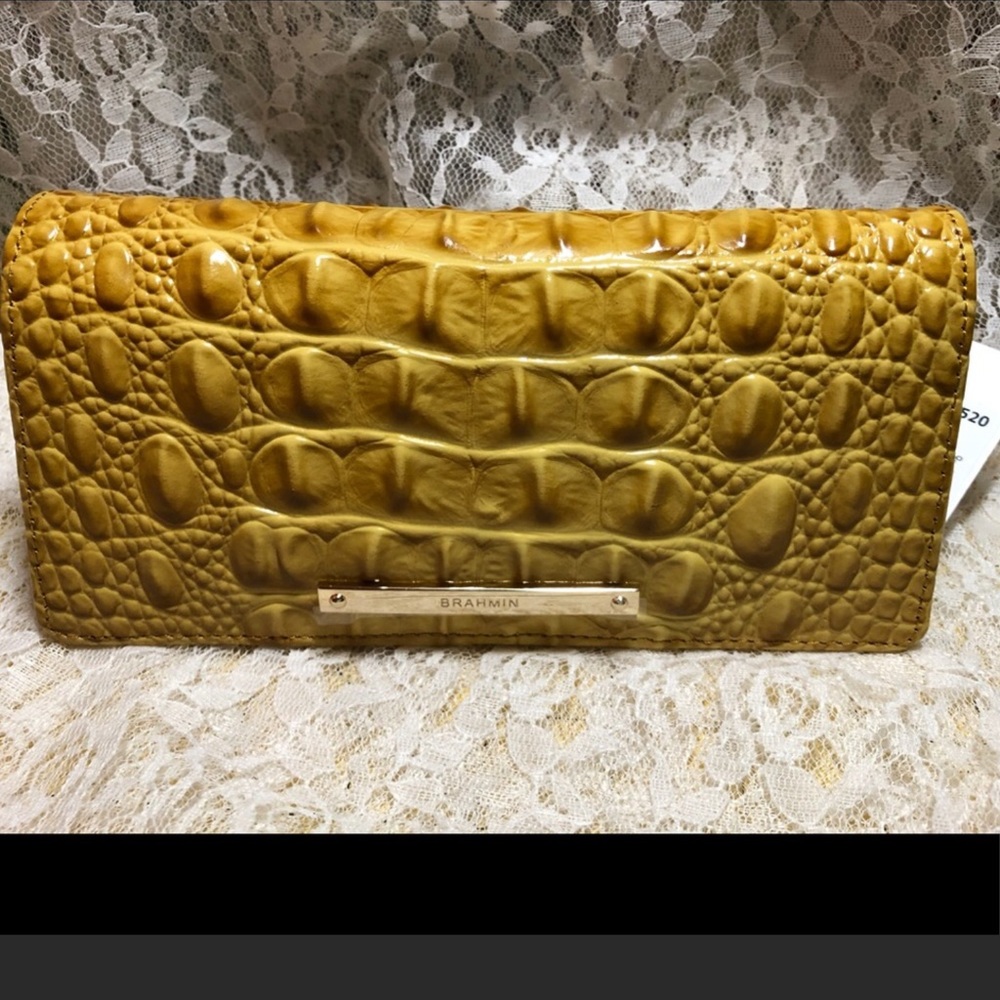 NWT BRAHMIN MOJAVE MELBOURNE ADY WALLET -  LAST 1